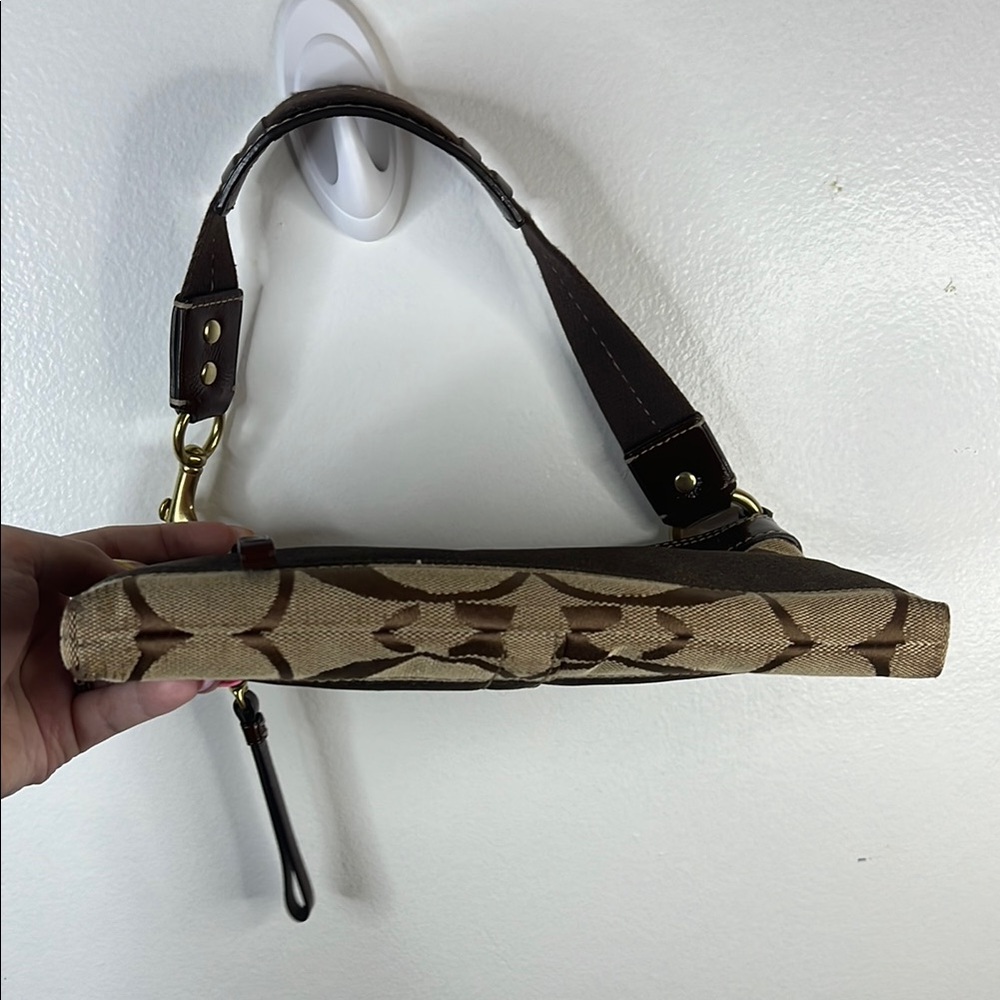 Coach Brown and Tan Shoulder Bag - Picture 3 of 5
